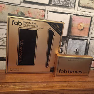 Amber Howe:  BROW AND CONTOUR KIT REVIEW.